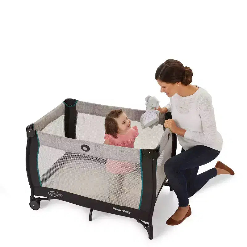 Pack 'n Play Care Suite Playard - Birch: Lettino Portatile Deluxe per Neonati con Culla Pieghevole, Fasciatoio, Ruote Bloccabili
